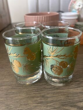 Set of 4 Vintage Green Glasses with Gold Pinecone Motif